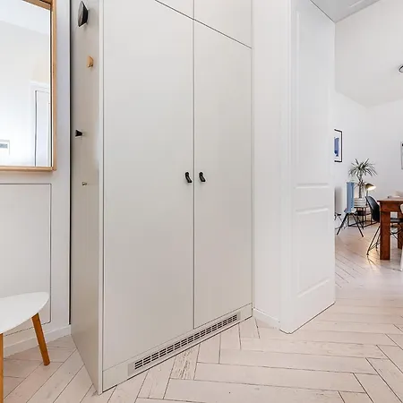 شقة Designer Touch 2-bedroom In Picturesque Area
